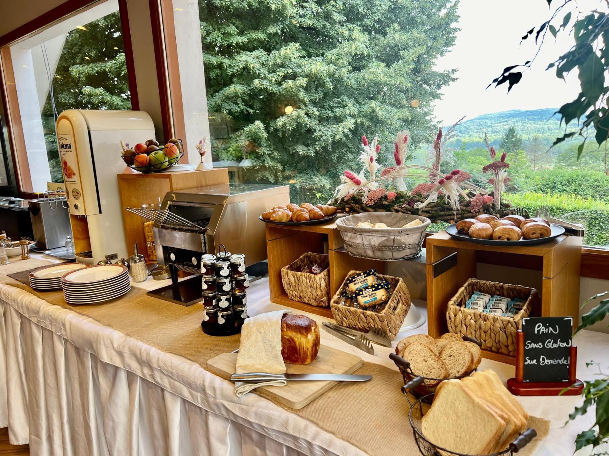 Hotel Les Bergeronnettes Champagneux ภายนอก รูปภาพ
