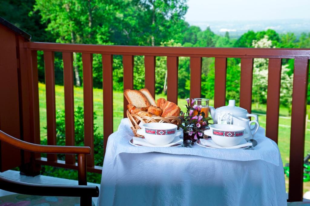 Hotel Les Bergeronnettes Champagneux ภายนอก รูปภาพ