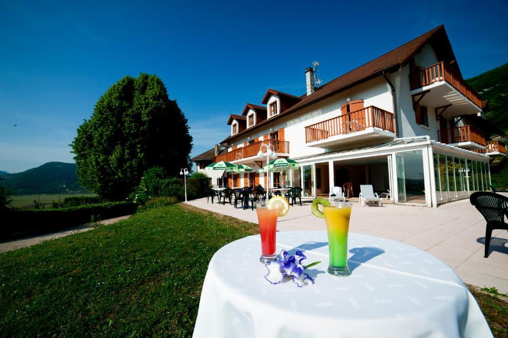 Hotel Les Bergeronnettes Champagneux ภายนอก รูปภาพ